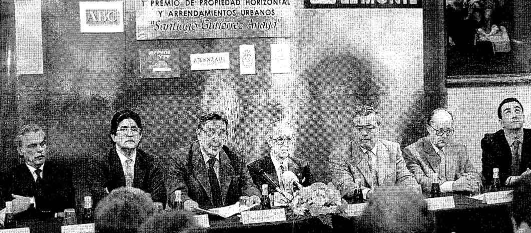 De izquierda a derecha, Ignacio Camacho, José Joaquín Gallardo, Fernando Faces, Ángel Olavarría, Alvaro Ybarra, Juan José Pretel y Enrique Galán.